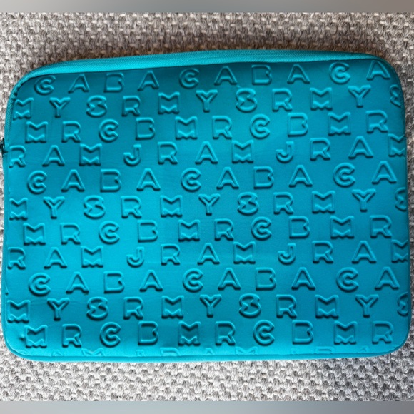 Marc Jacobs turquoise laptop neoprene sleeve - up to 15” - Picture 5 of 14